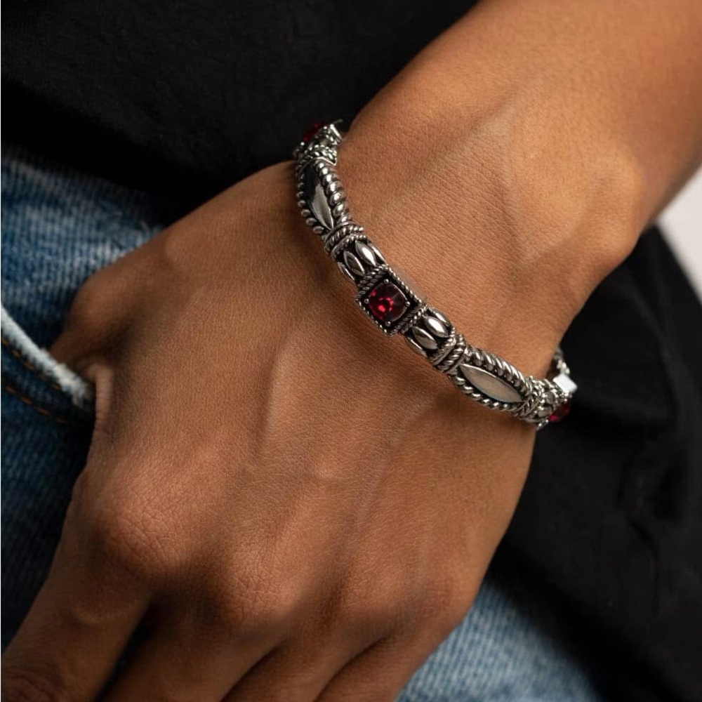Silver and red rhinestone stretch bracelet